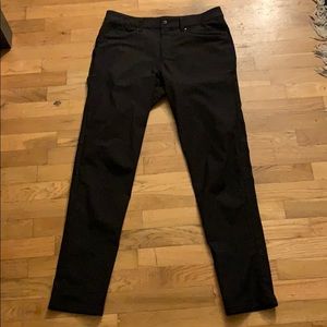 Lululemon ABC Pant Slim 31 waist 34 inseam Black